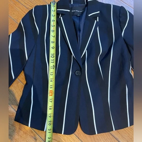 WHO What Wear Navy Black and White Striped Blazer Size S - Picture 4 of 5